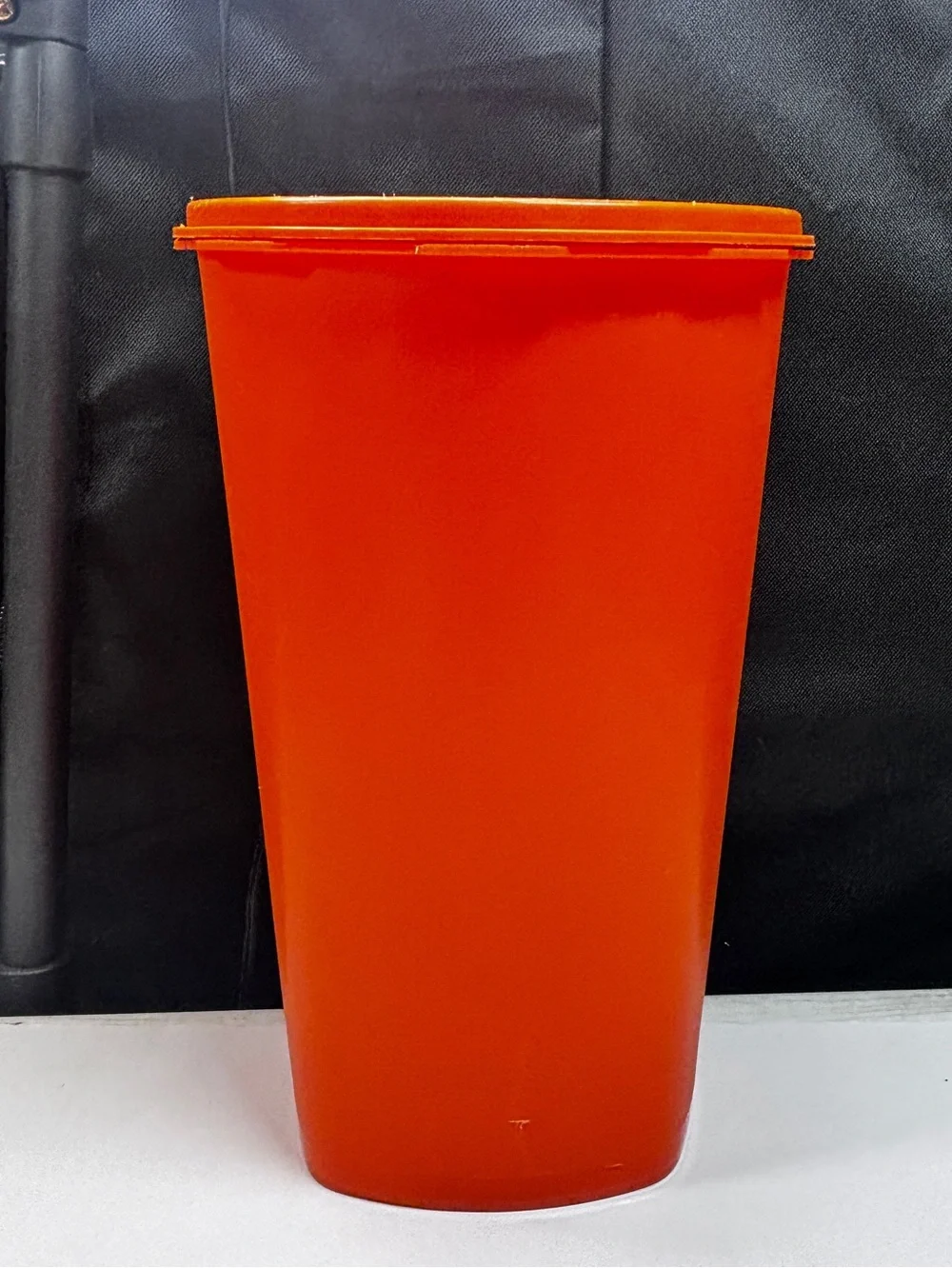 Tupperware Servalier 16 Cup Canister Harvest Orange w/Lid Vintage